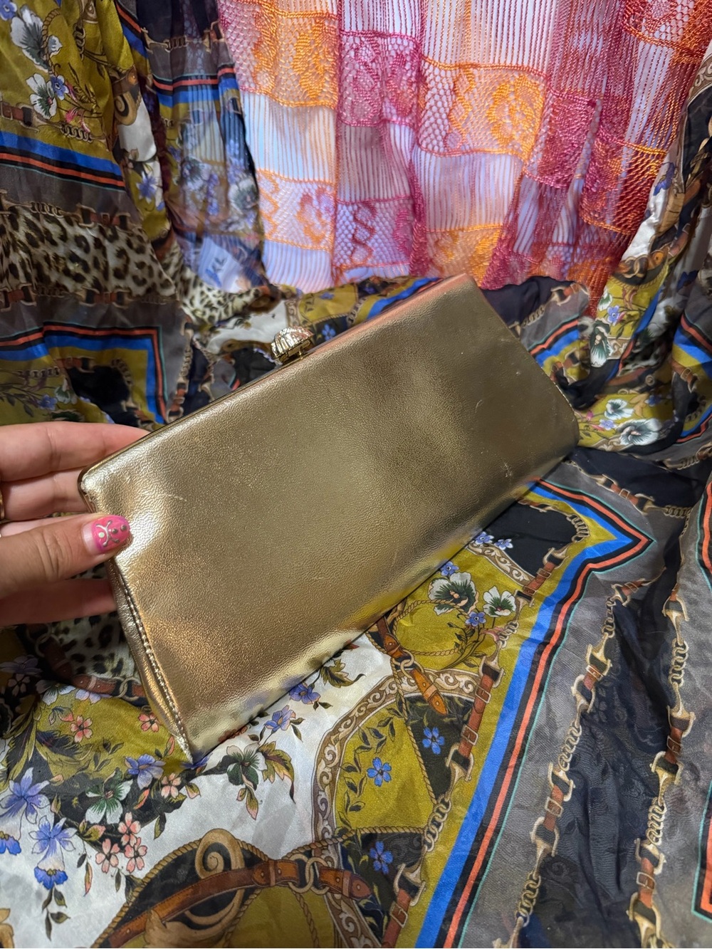 Sony Costumes Gold Metallic Evening Clutch minor aging